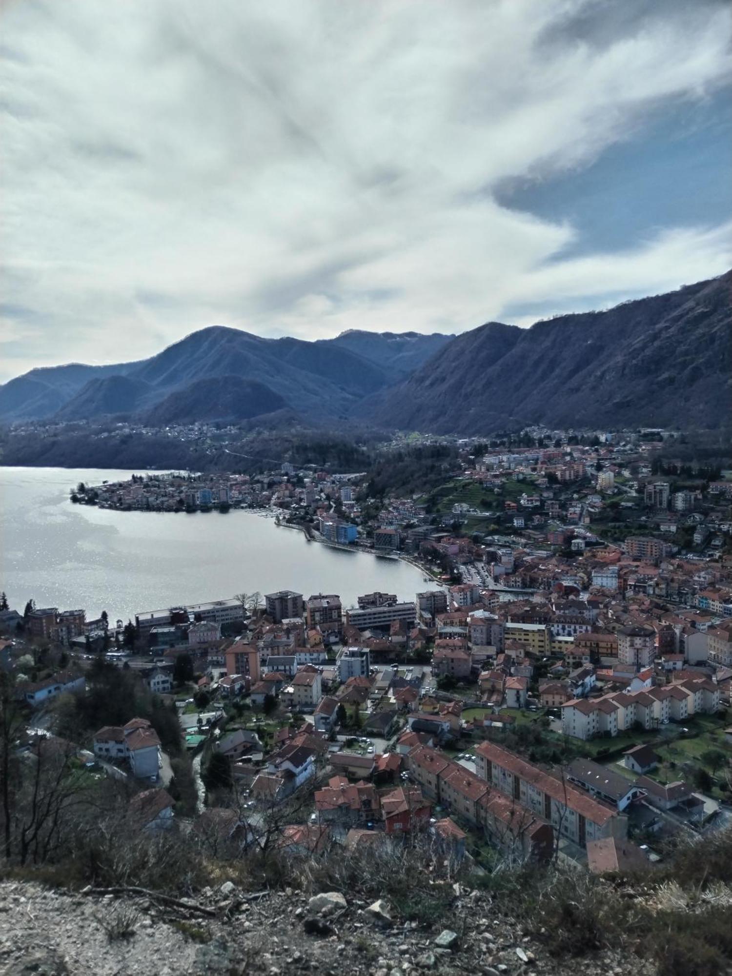 Un Balcone Sul Lago Omegna Ngoại thất bức ảnh